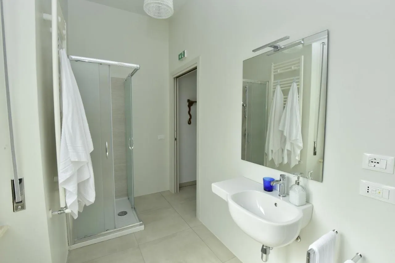 Vaarak Bed & Breakfast Bosa 0*,  İtalya